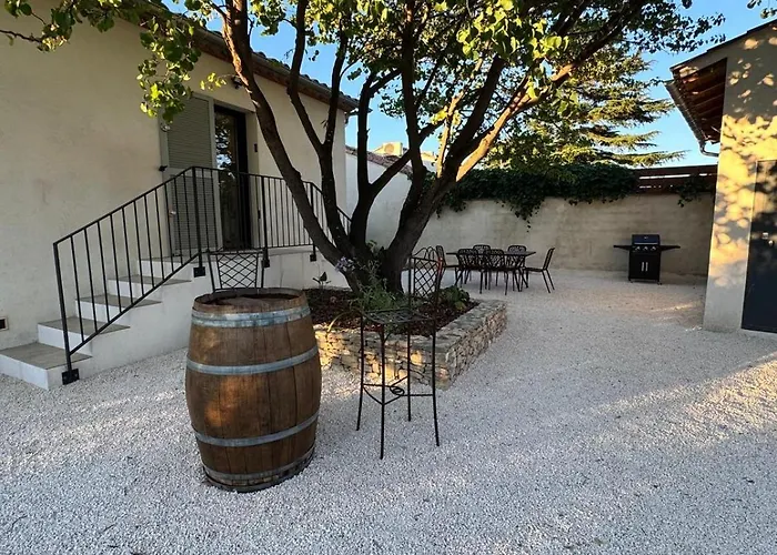 Les Olivettes Bezouce